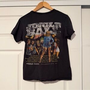 Jingle Ball 2014 Taylor Swift Ariana Grande Concert Tee Shirt Vintage